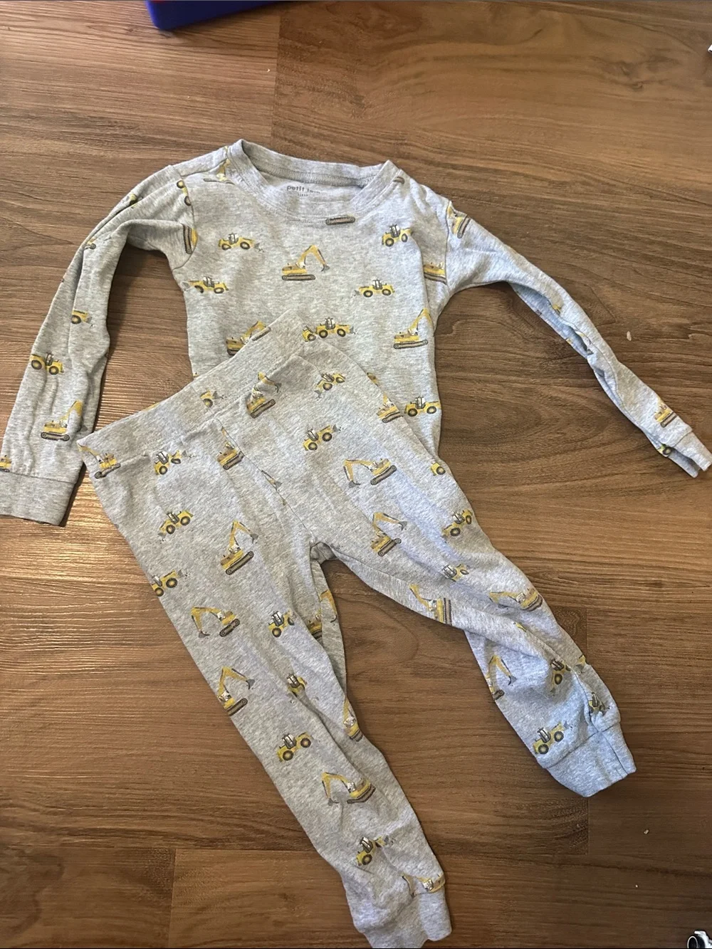 Petit Lem Grey Pajama set with Yellow Construction Print 3T